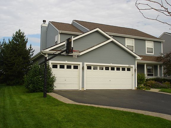 2nd image of 284 Cross Creek Ln