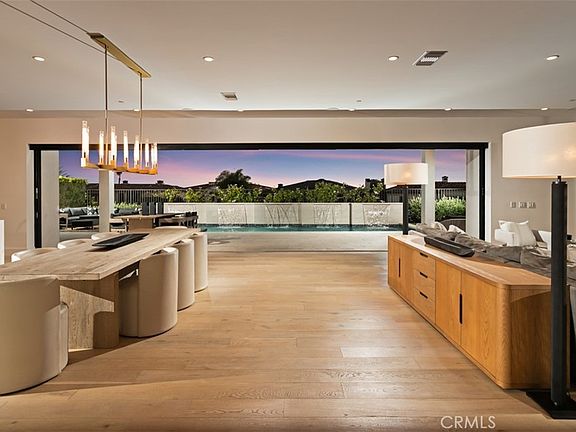 5th image of 75 Ritz Cove Dr