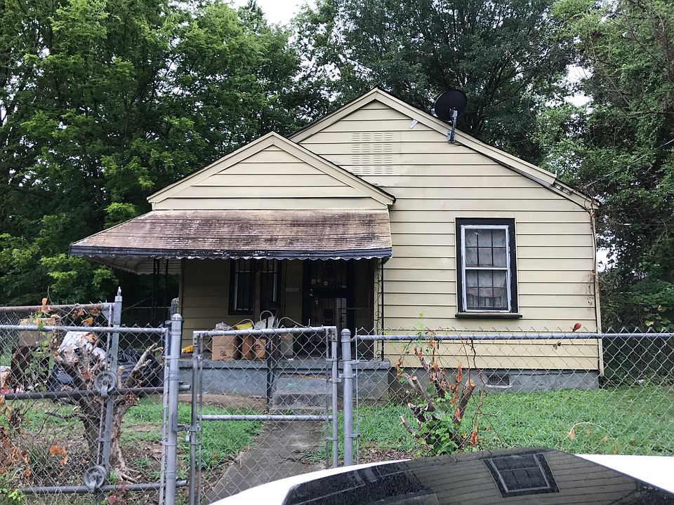 1st image of 1241 Capital Ave
