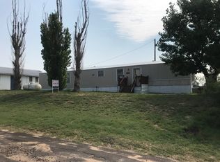 102 Trout St, Logan, NM 88426