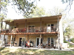 921 Lacey Marie Trl, Shell Knob, MO 65747