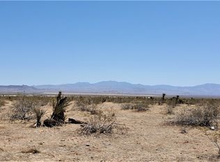 S Papago Rd, Golden Valley, AZ 86413