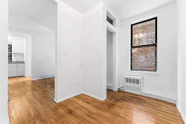 Living room, photo 3