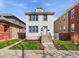 4462 W Wilson Ave, Chicago, IL 60630