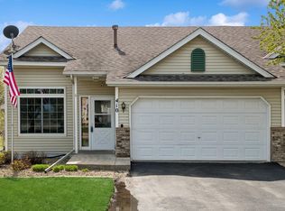 410 Creekside Dr, Buffalo, MN 55313