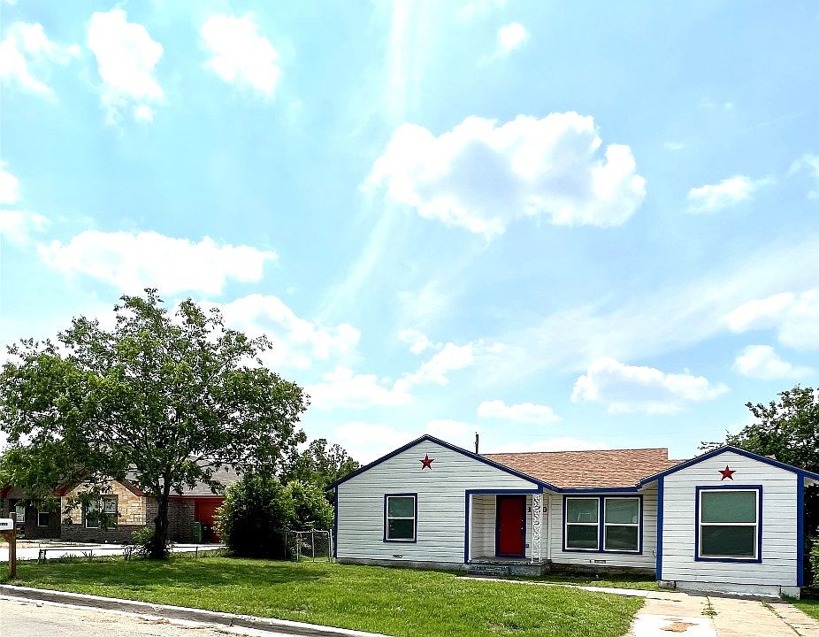 1st image of 1910 SE 20th St