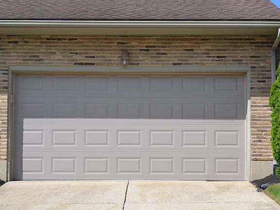 4th image of 4131 Helena Dr