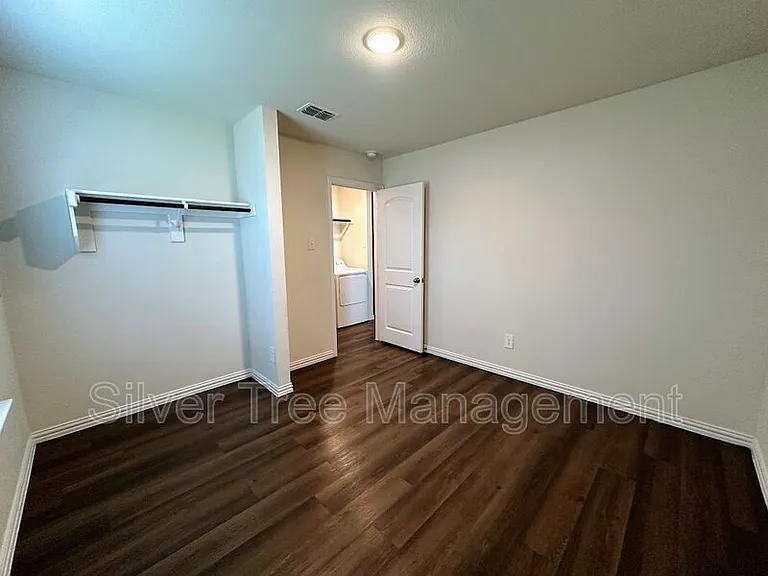 2914 Jones St #A — Photo 11