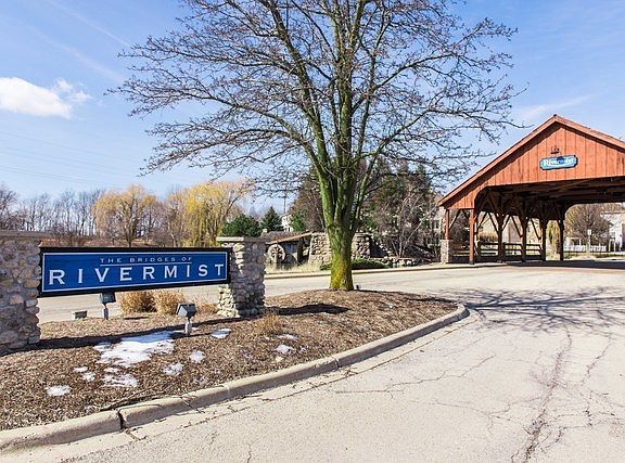 Bridges of Rivermist is a beautiful neighborhood in all seasons. The feel of a nature sanctuary with