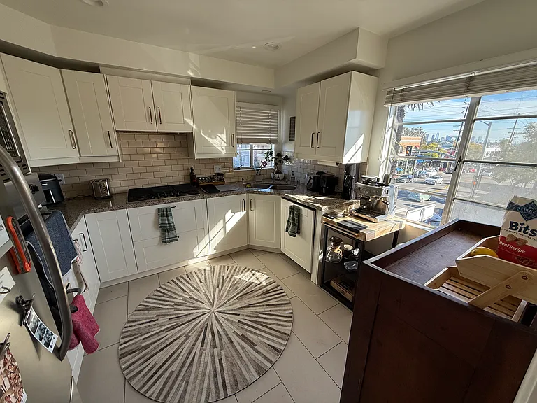 4501 Finley Ave #6 — Photo 8
