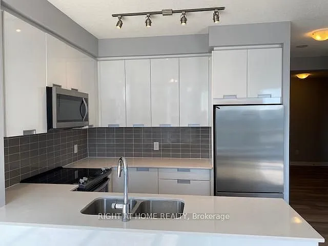 5025 Four Springs Ave #807 — Photo 6