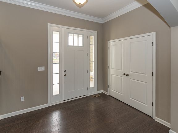 3rd image of 15326 Holcombe Dr