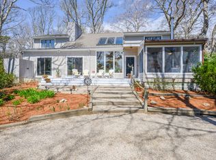345 Holly Point Rd, Centerville, MA 02632