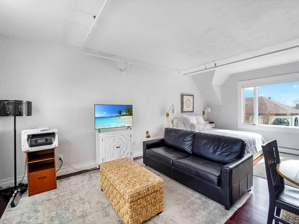 52 Main St Unit 1, Westhampton Beach, NY 11978