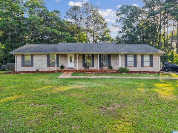 600 Shoshone Dr, Montevallo, AL 35115