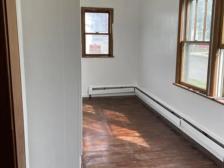 72 Lincoln Ave #1 — Photo 4