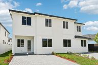 SW 125 AVE-002