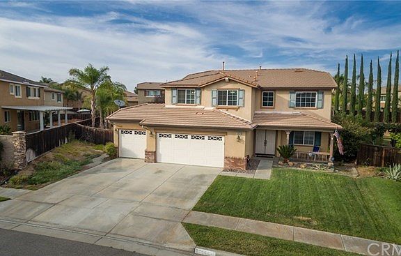 3rd image of 33574 Mint Ave