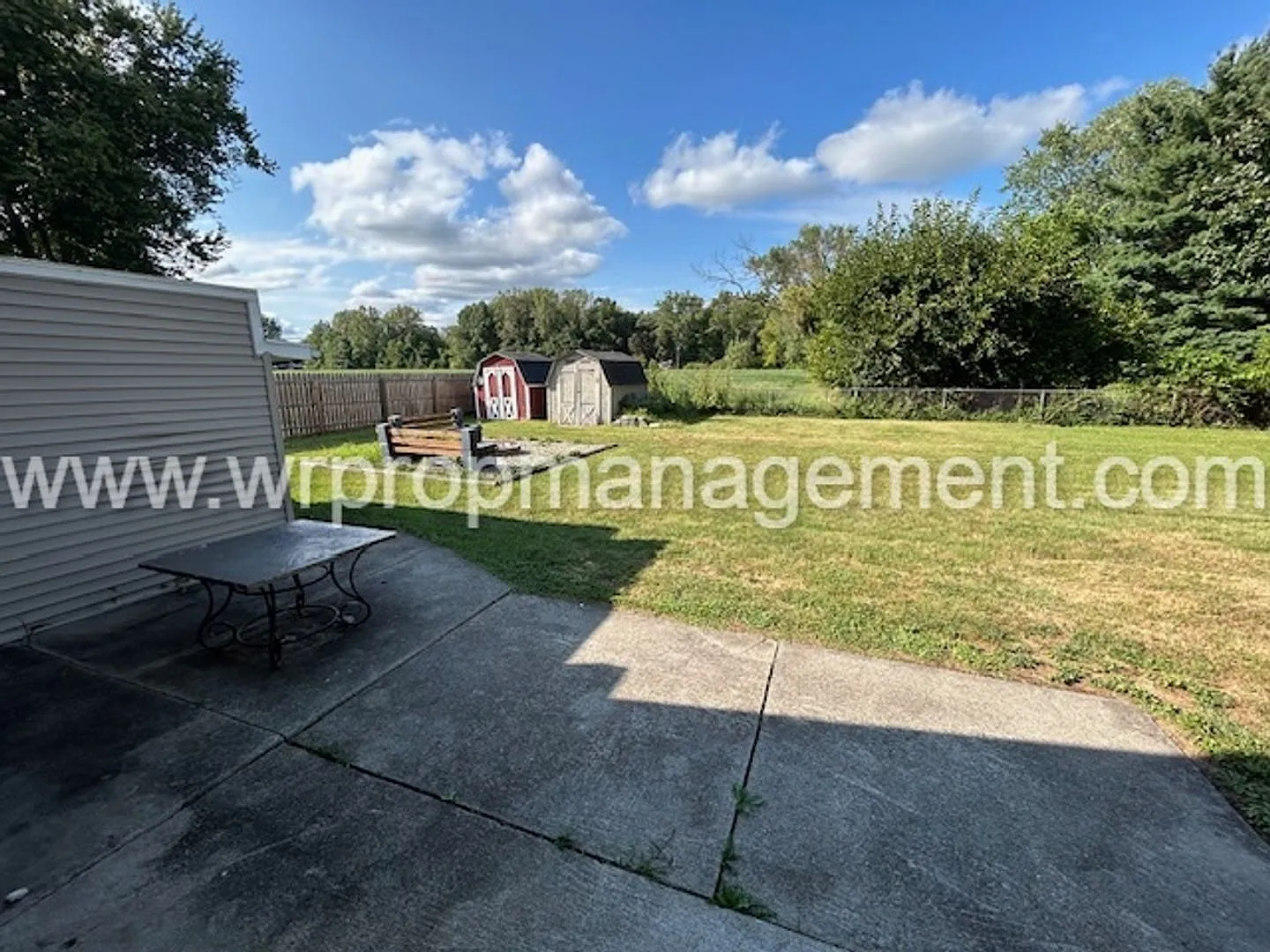 4 bed 1 bath home in Temperance! — Photo 3