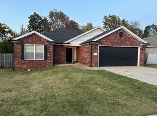 427 E McCann Rd, Rogers, AR 72758