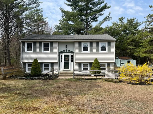 6 Northwood Circle, Hollis, ME 04042