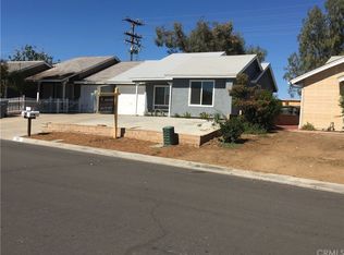 382 Redbud Pl, Perris, CA 92570