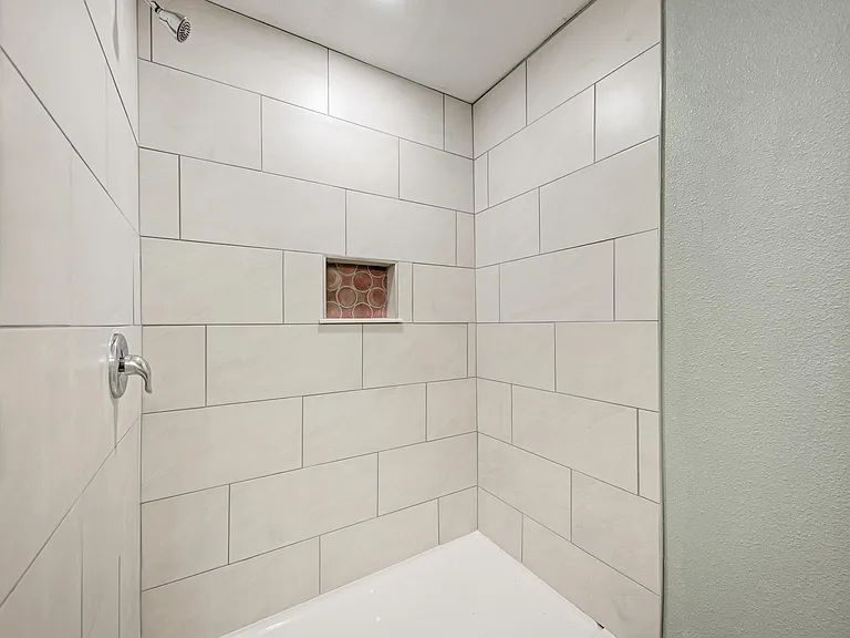 4701 Bandera Rd — Photo 23