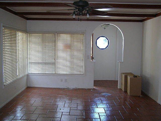 2nd image of 695 Gilmour St