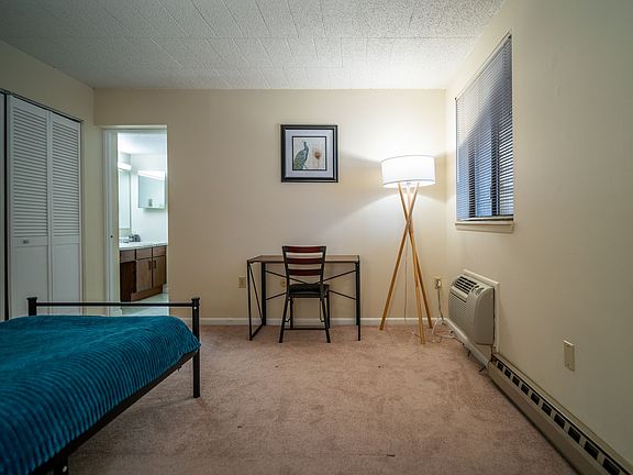 3rd image of 226 Highland Ave #1B-1Ba