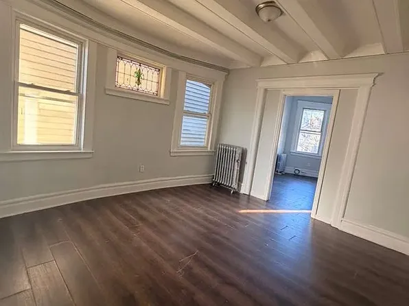 848 S 14th St, Newark, NJ