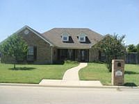 1st image of 916 Woodhollow Dr