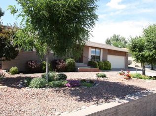 3903 N Dustin Ave, Farmington, NM 87401