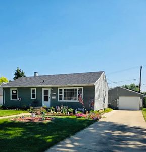 21 S Adams St, North Aurora, IL, 60542