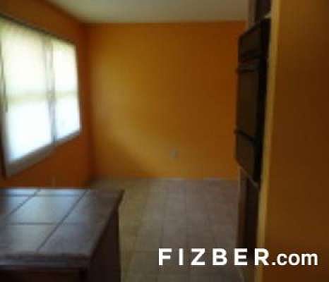 5th image of 847 S Oakwood Dr