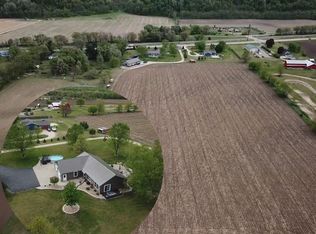 911 Exchange St, Blue River, WI 53518