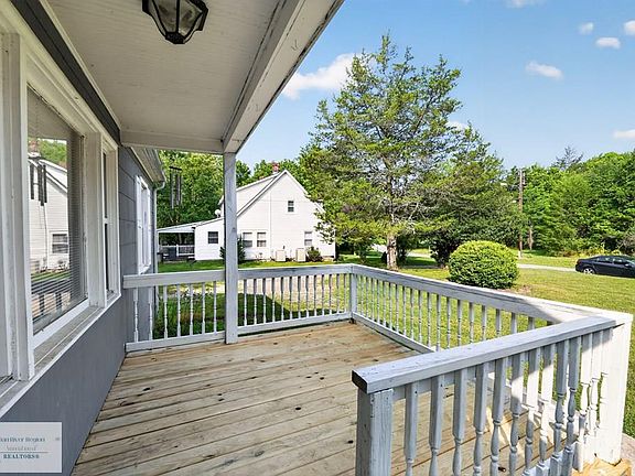 2nd image of 1167 Crawford Rd