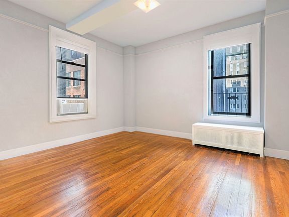 3rd image of 55 W 11th St APT 8F