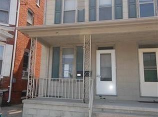 122 E Hanover St, Hanover, PA 17331
