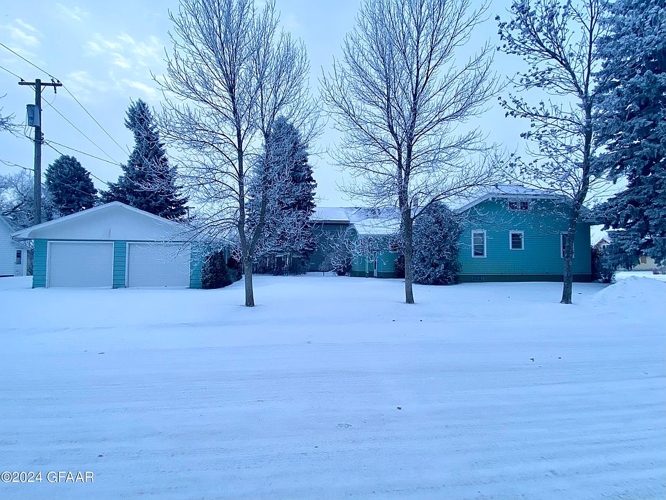 923 7th St, Langdon, ND 58249 Zillow