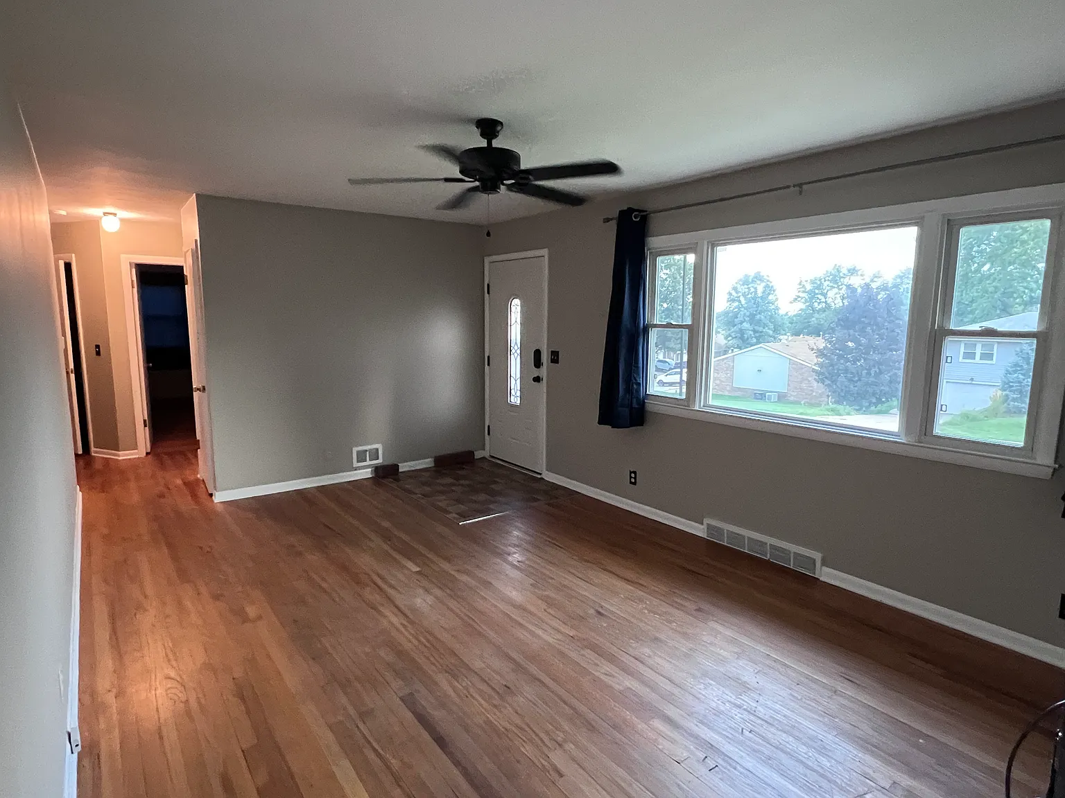 4 bed, 1500 sqft, $1,950 — Photo 3