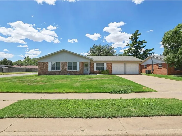 3244 Nebraska St — Photo 1