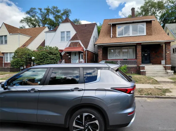 16846 Santa Rosa Dr, Detroit, MI 48221