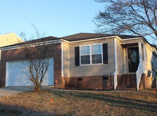 320 Carriage Oaks Dr, Columbia, SC 29229