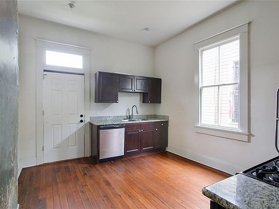 4th image of 2330-32 Jena St