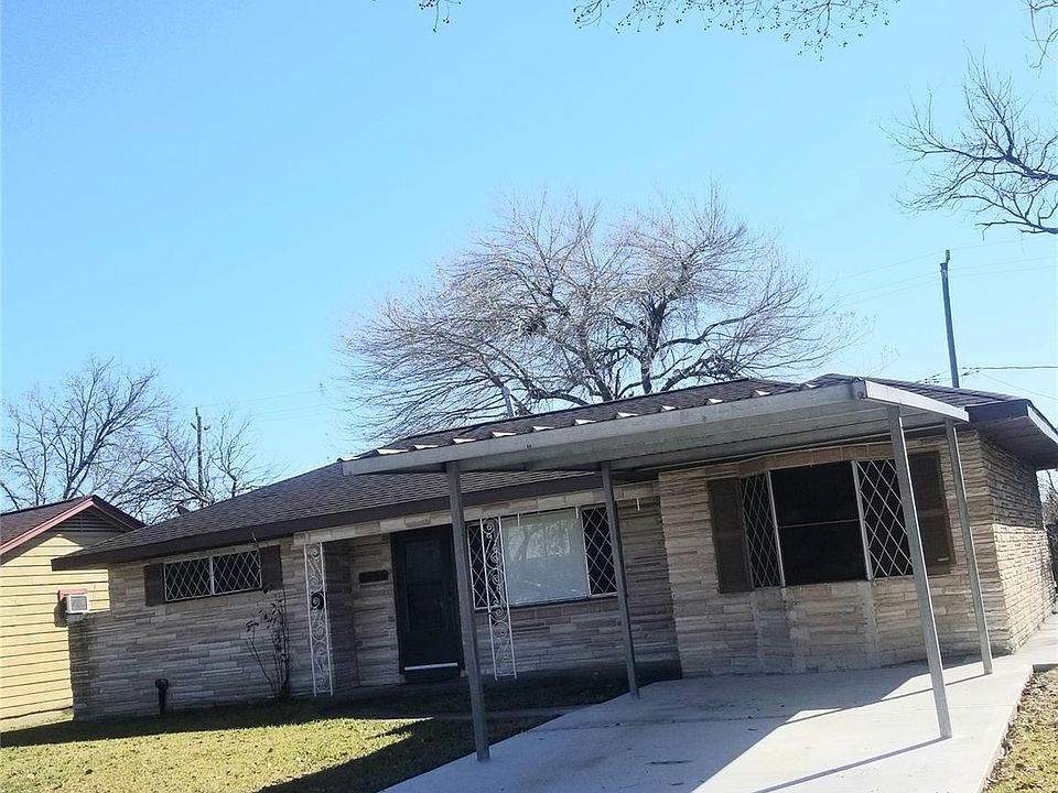 1st image of 2606 Ingersol Ave