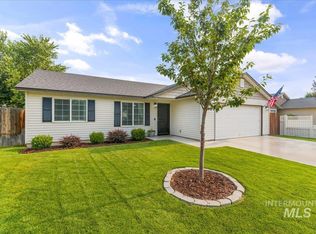 598 E Cinnabear Dr, Kuna, ID 83634