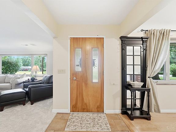 2nd image of 8520 Arborcrest Dr
