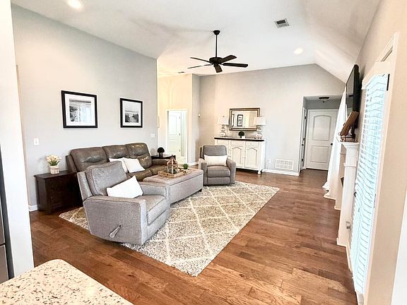 5th image of 4161 Bramble Crest Dr