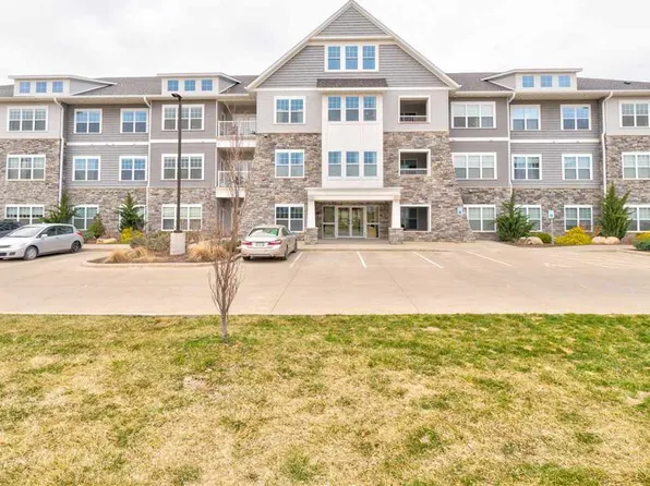 260 N Scott Blvd Unit 202, Iowa City, IA 52245