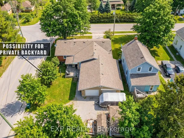 74 Malcolm St, Mississippi Mills, ON K0A 1A0